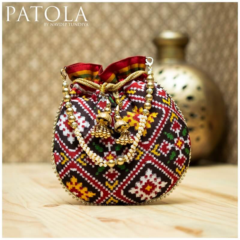 Double Ikkat Patola Batva Chanda