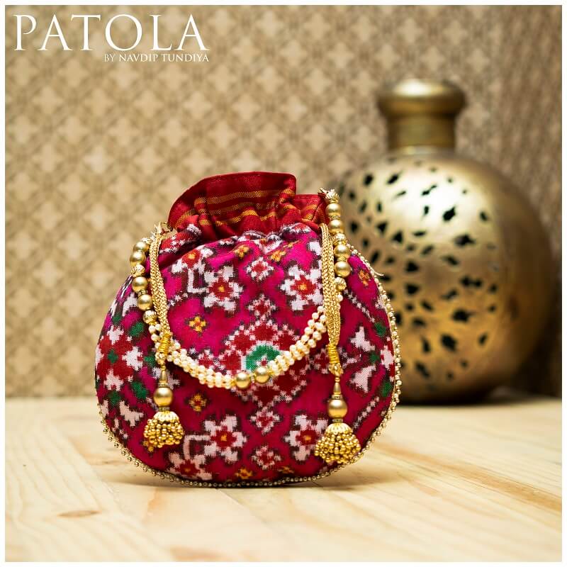Double Ikkat Patola Batva Nau Ratan