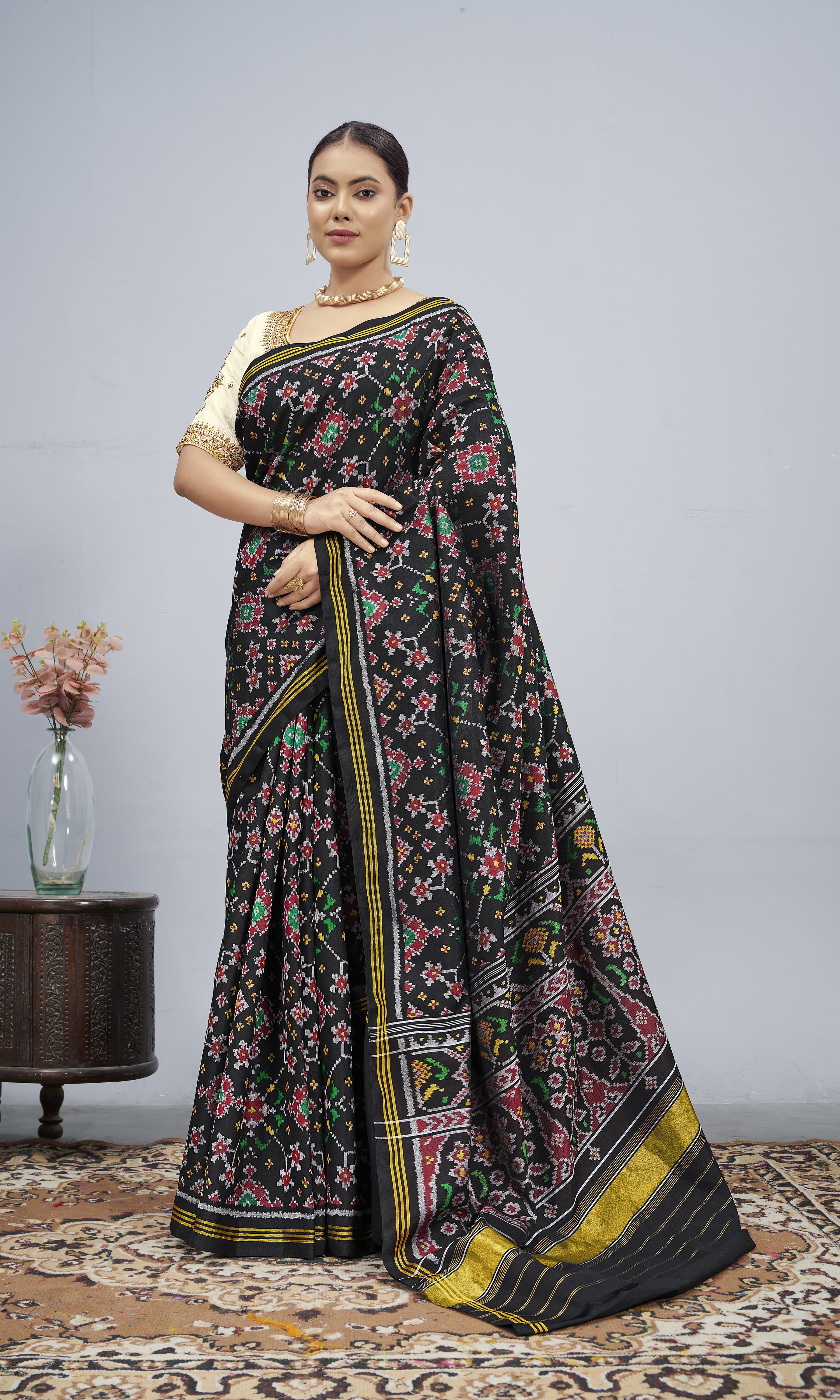Single Ikat Patola Saree