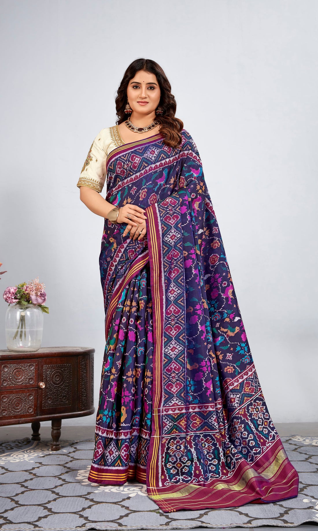 Single Ikat Patola Saree