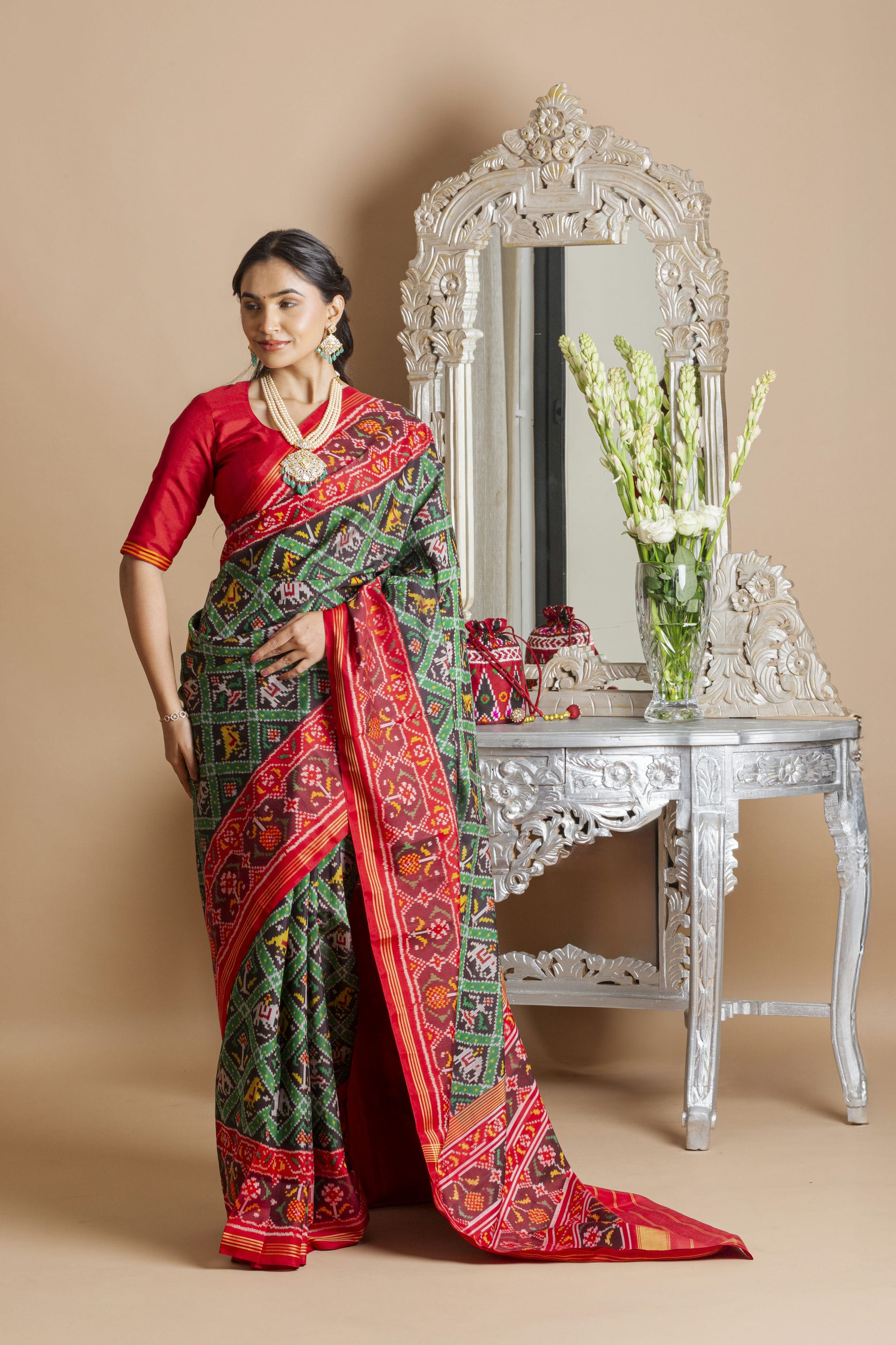 Single Ikat Patola Saree