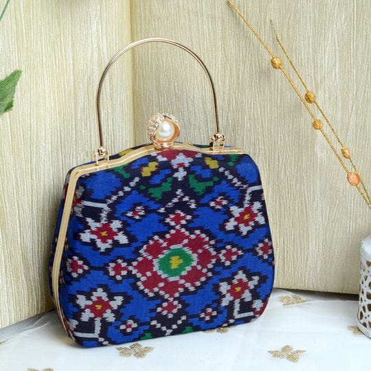 Single Ikat Patola Clutch
