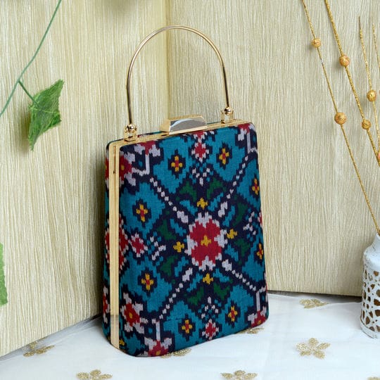 Single Ikat Patola Clutch