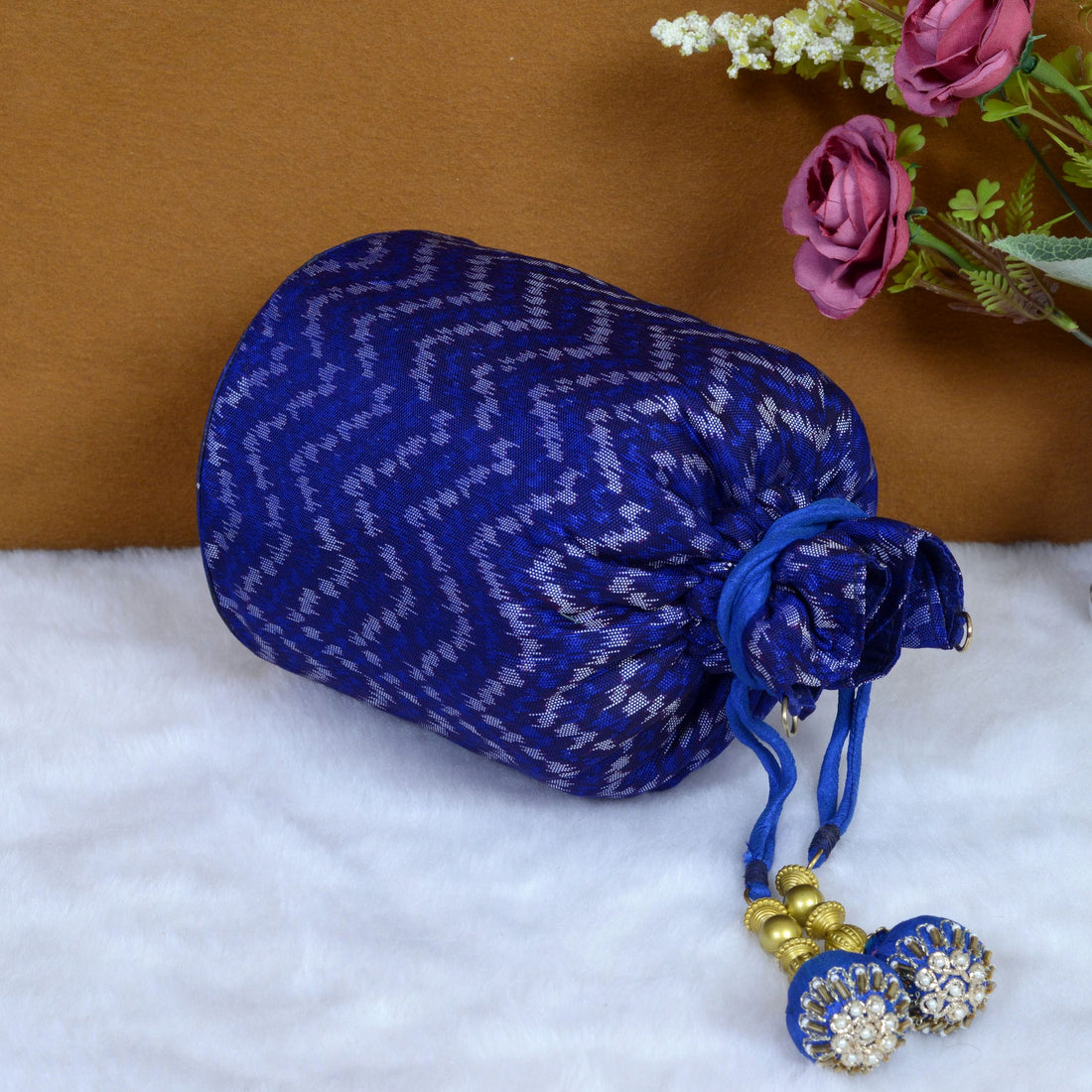 Single Ikat Patola Batwa