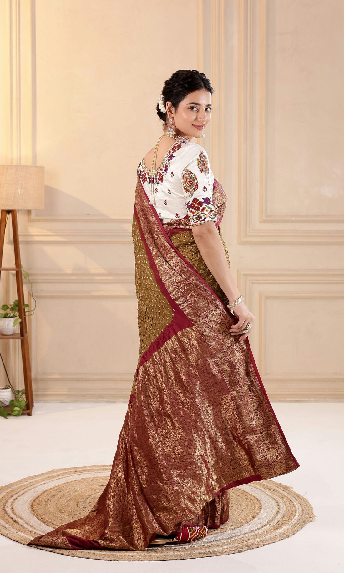 Kanjiwaram Border Pallu Bandhani Saree