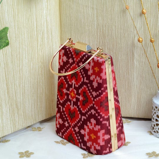 Single Ikat Patola Clutch