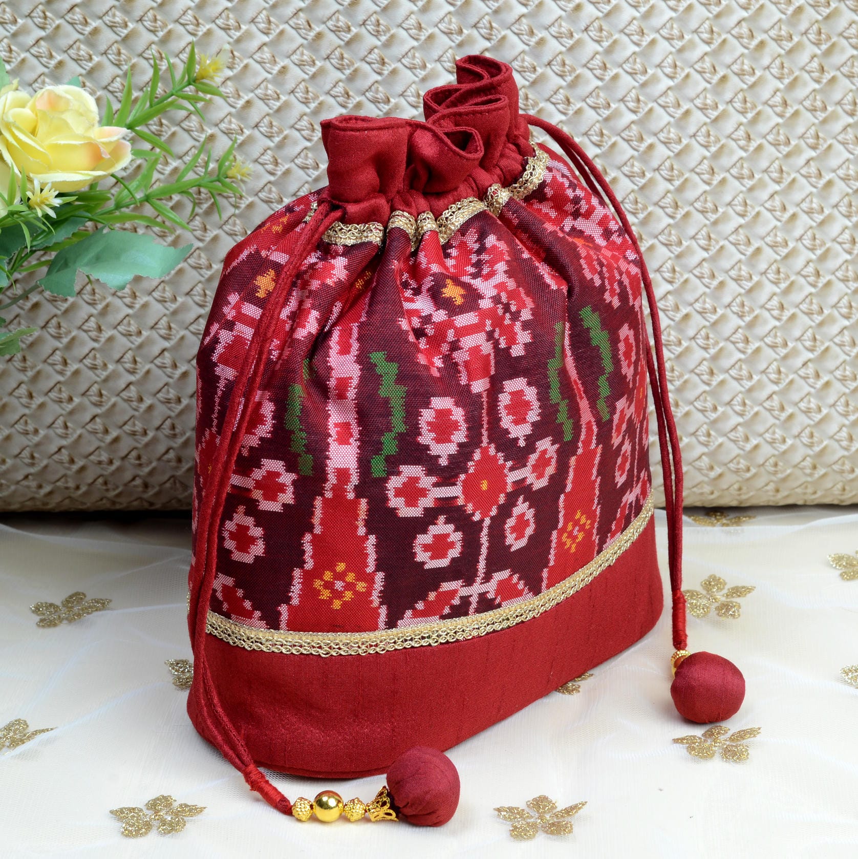 Single Ikat Patola Batwa