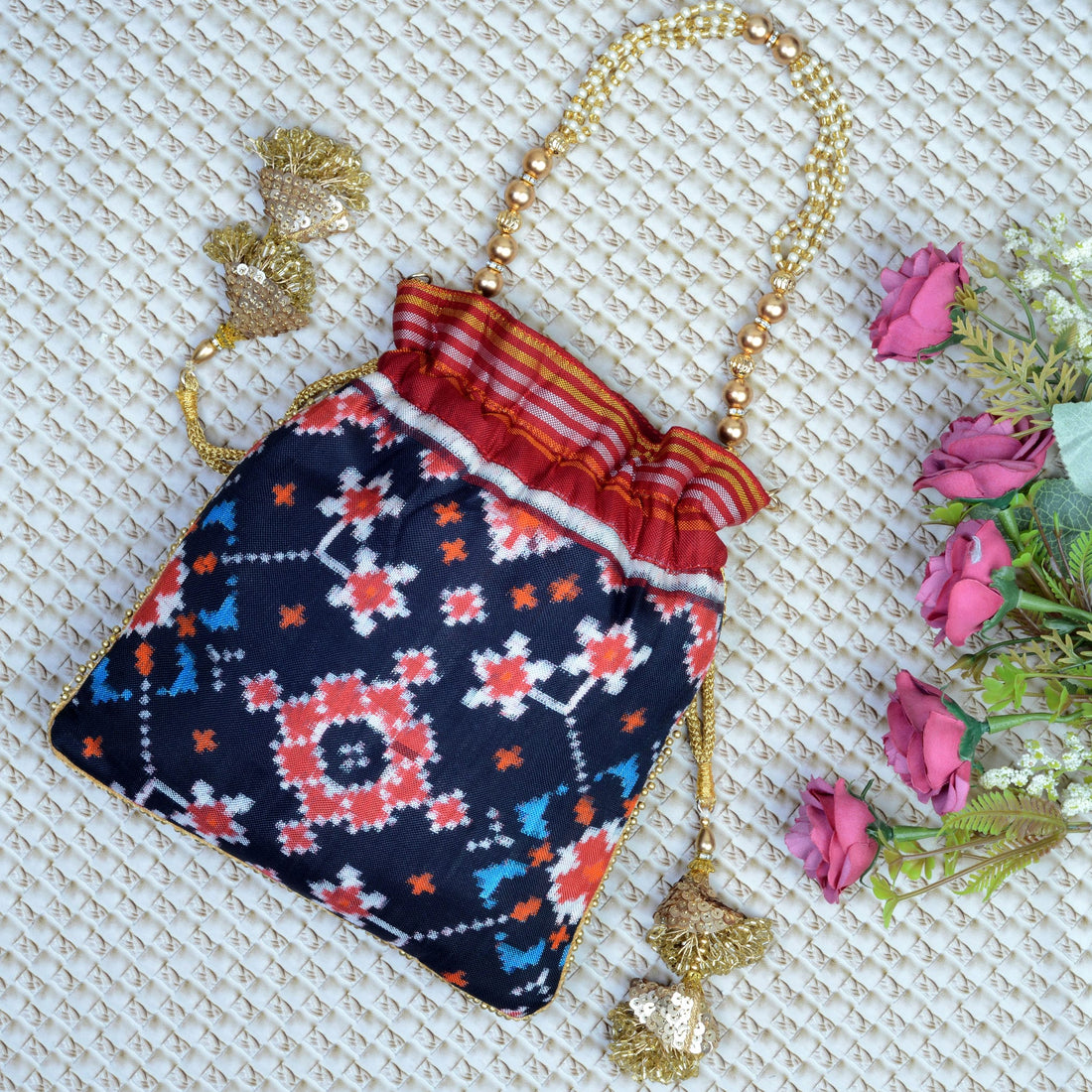 Double Ikat Patola Batwa