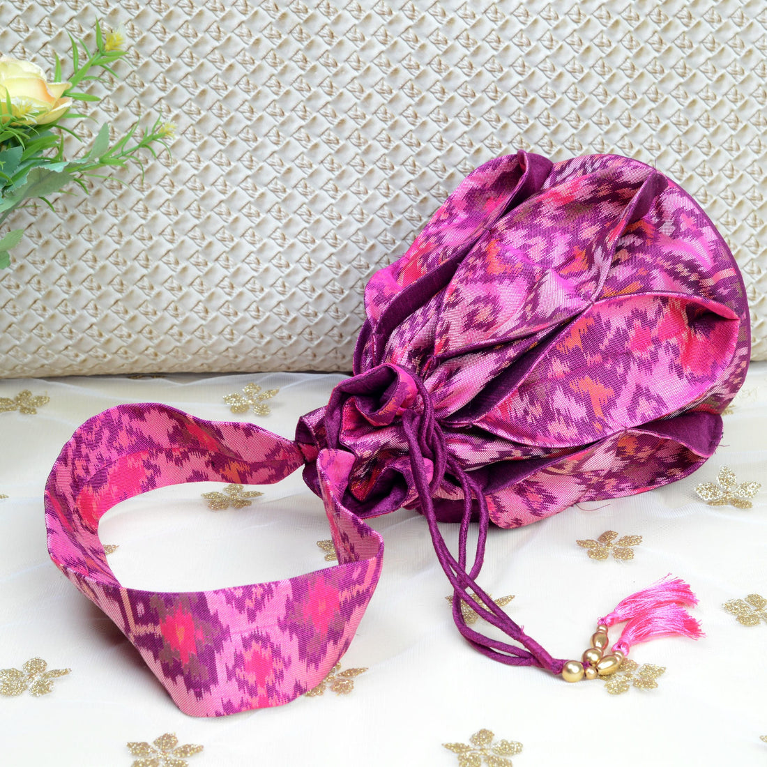 Single Ikat Patola Batwa