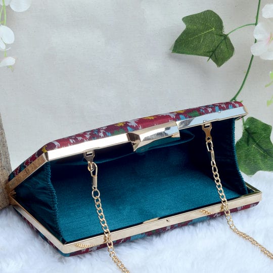 Single Ikat Patola Clutch