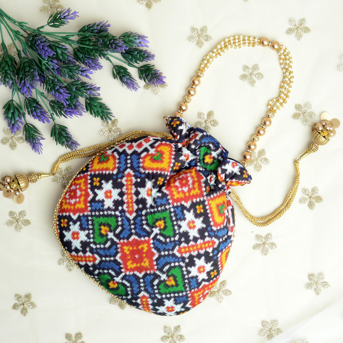 Double Ikat Patola Batwa