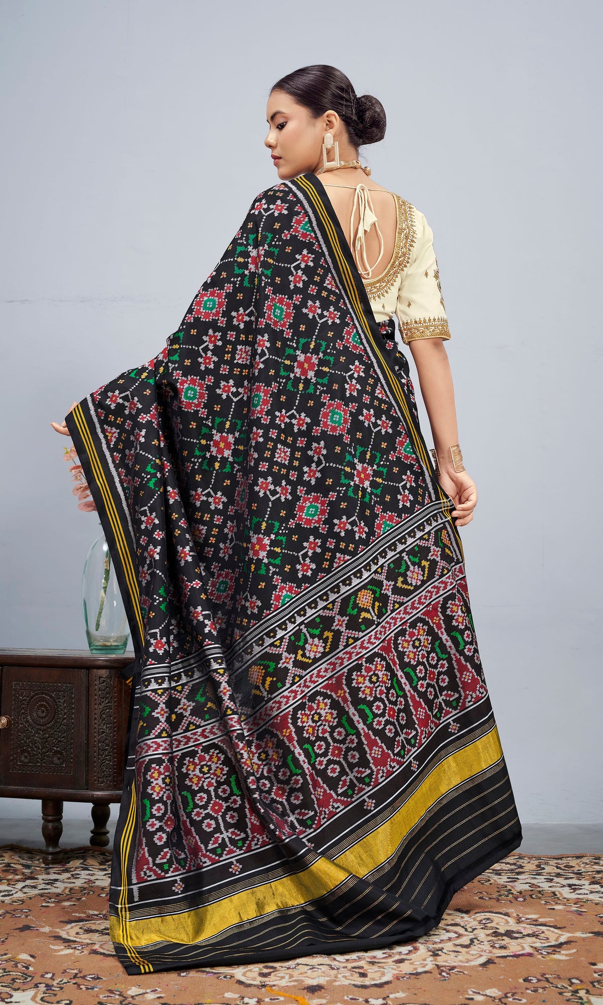 Single Ikat Patola Saree