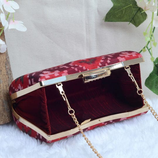 Single Ikat Patola Clutch
