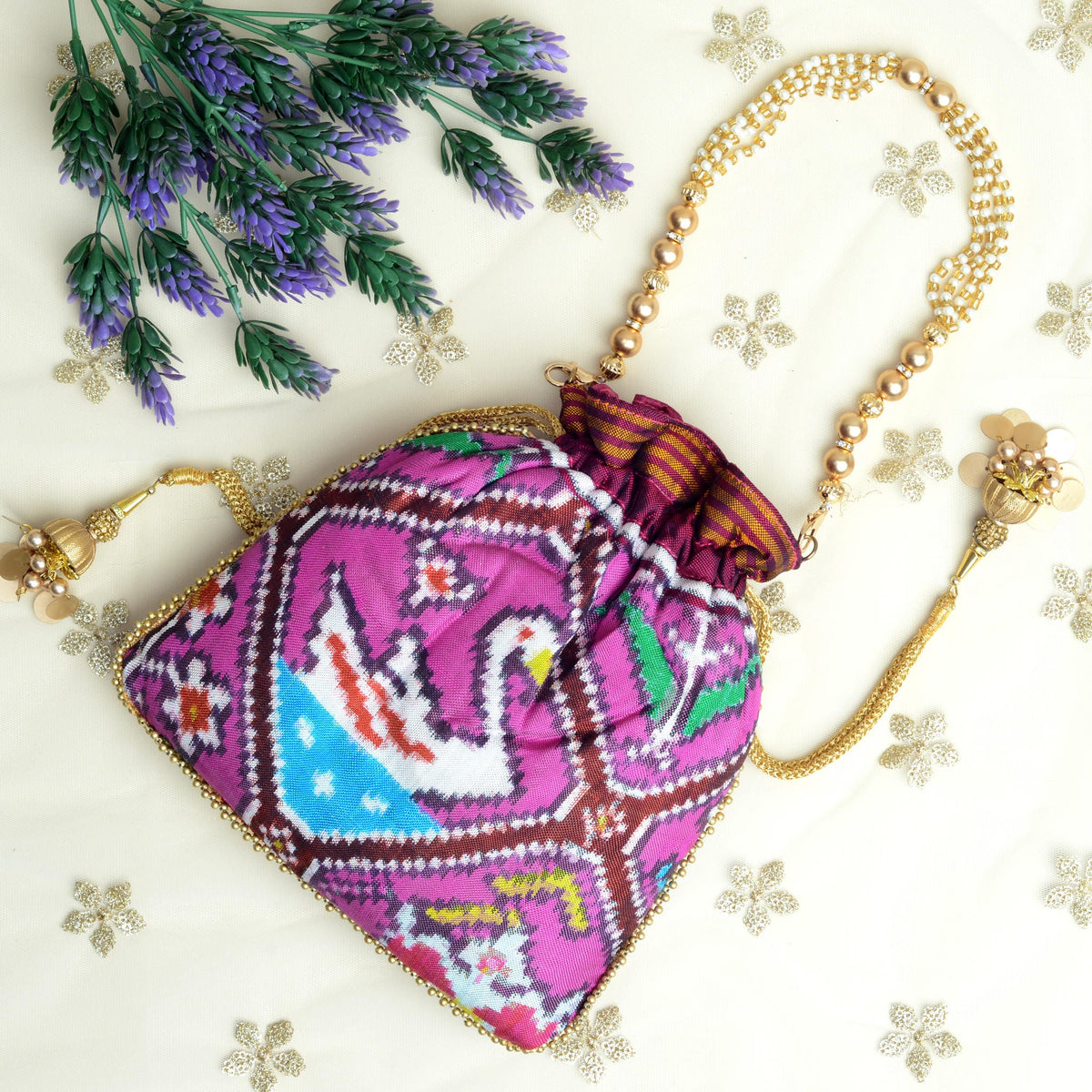 Double Ikat Patola Batwa