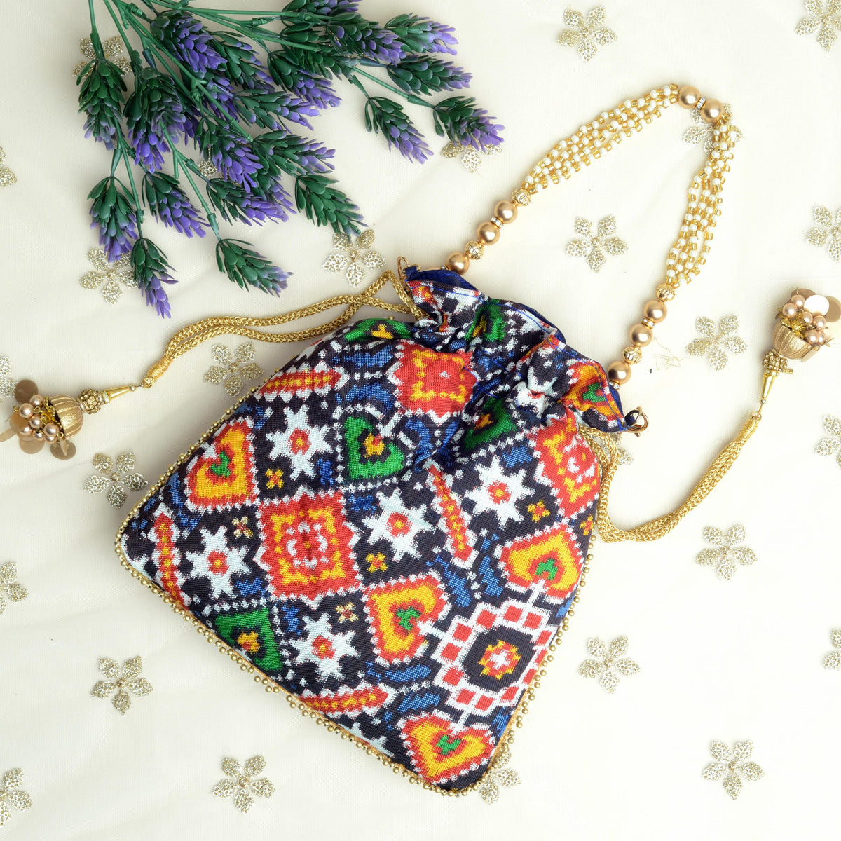 Double Ikat Patola Batwa