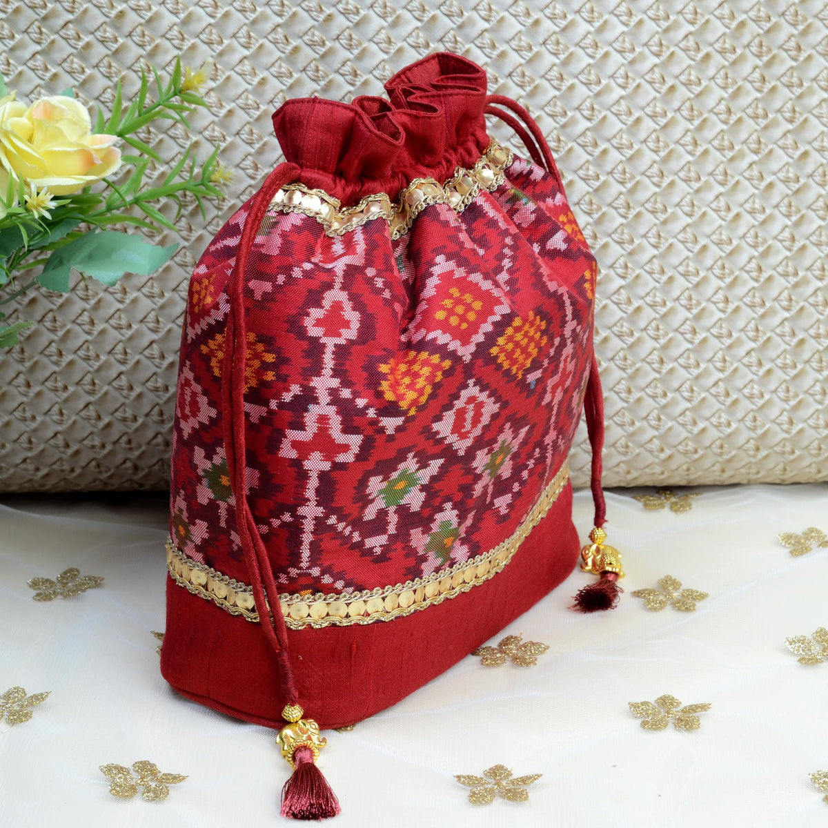 Single Ikat Patola Batwa
