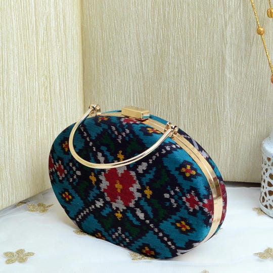 Single Ikat Patola Clutch