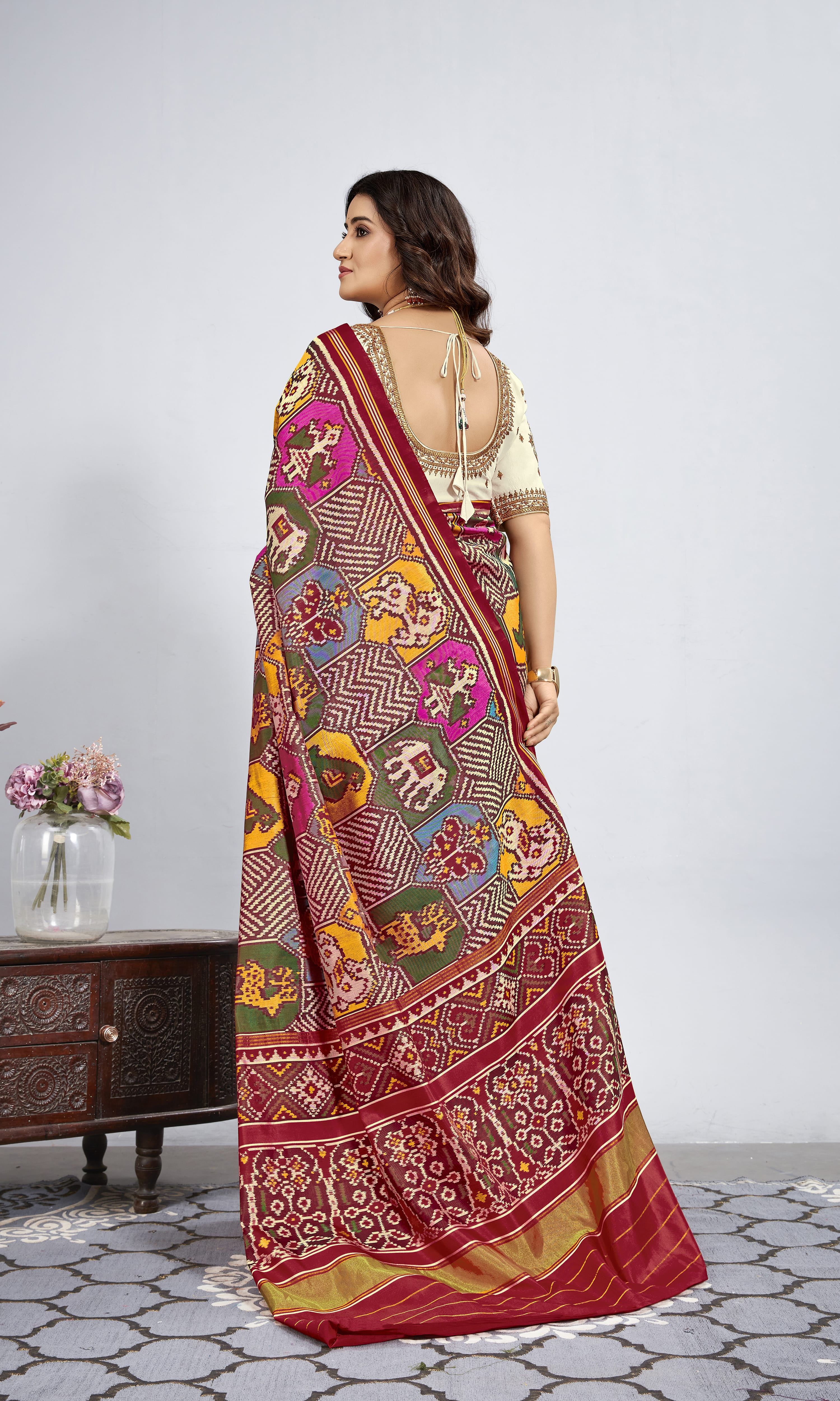 Single Ikat Patola Saree