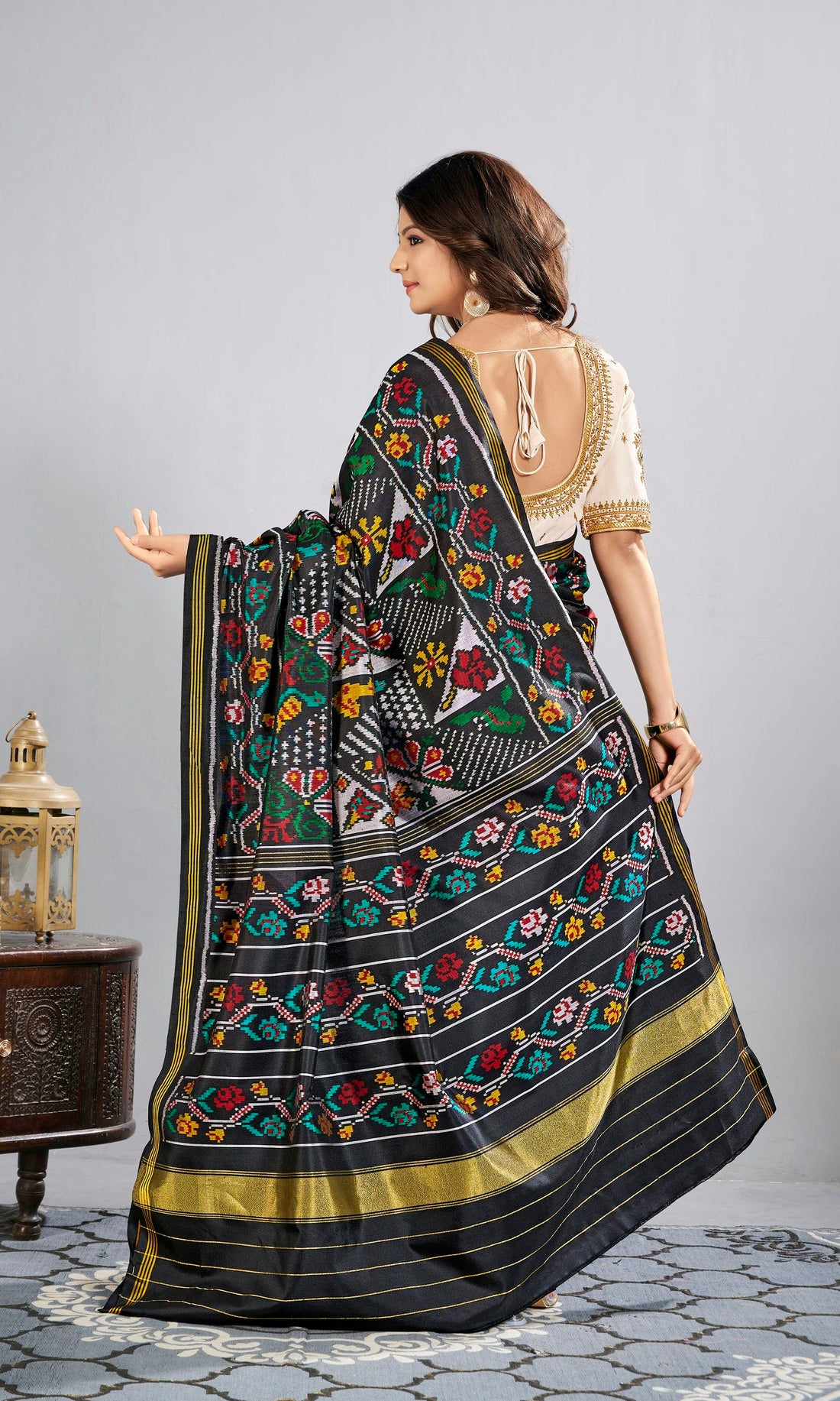 Single Ikat Patola Saree
