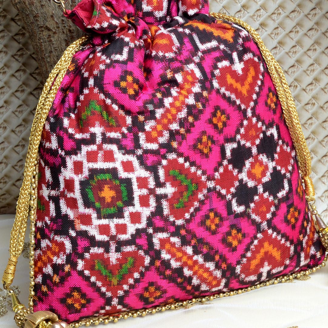 Double Ikat Patola Batwa