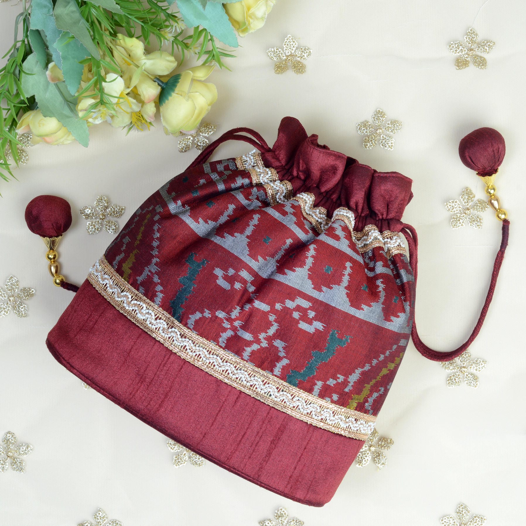 Single Ikat Patola Batwa