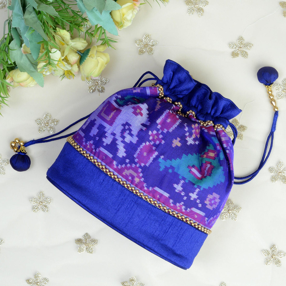 Single Ikat Patola Batwa