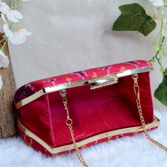 Single Ikat Patola Clutch
