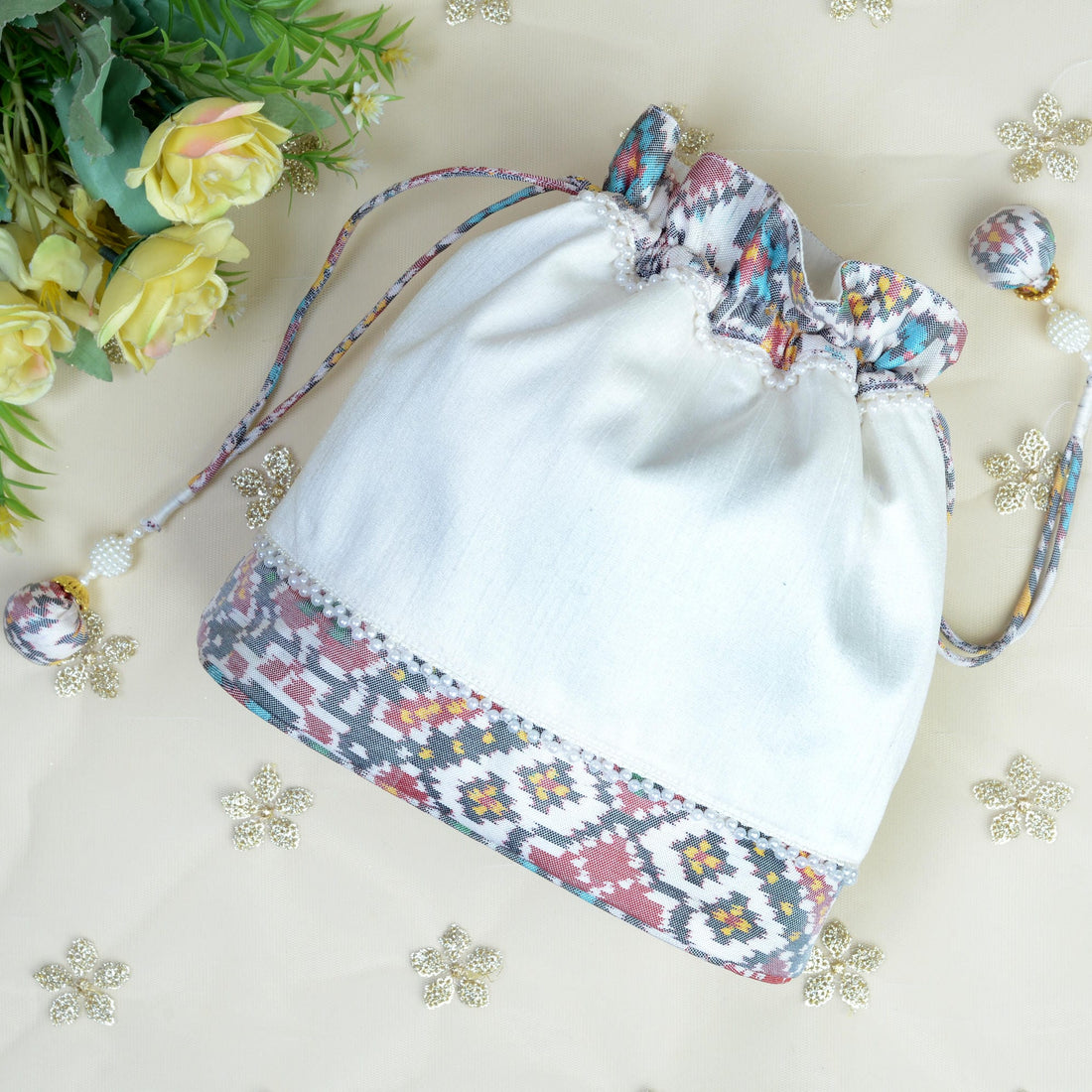 Single Ikat Patola Batwa