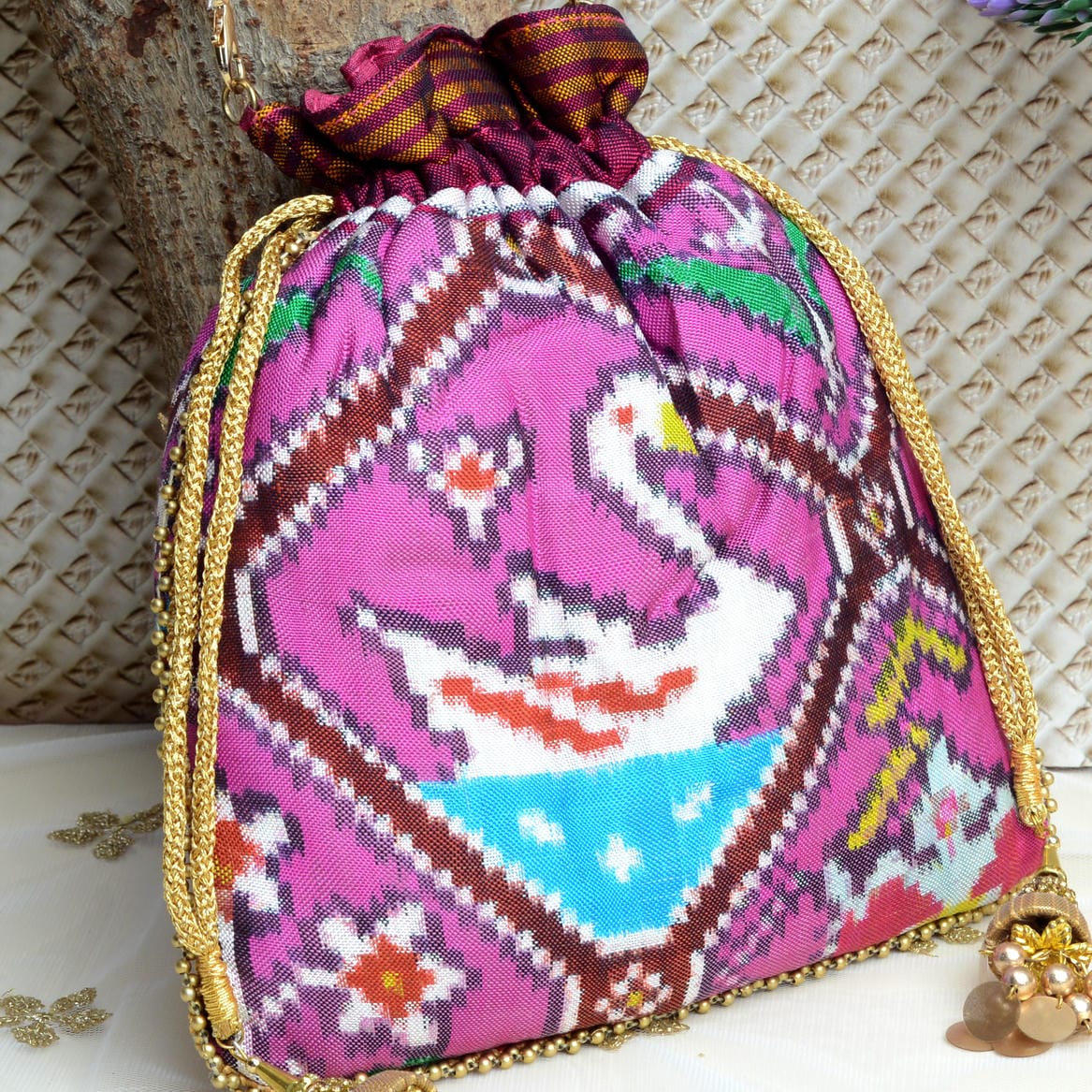 Double Ikat Patola Batwa