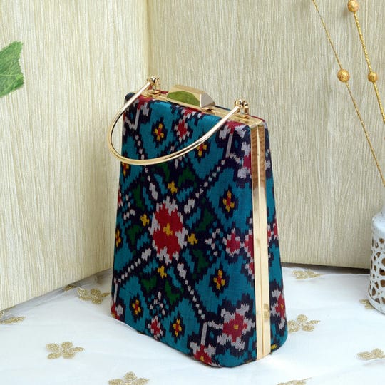 Single Ikat Patola Clutch