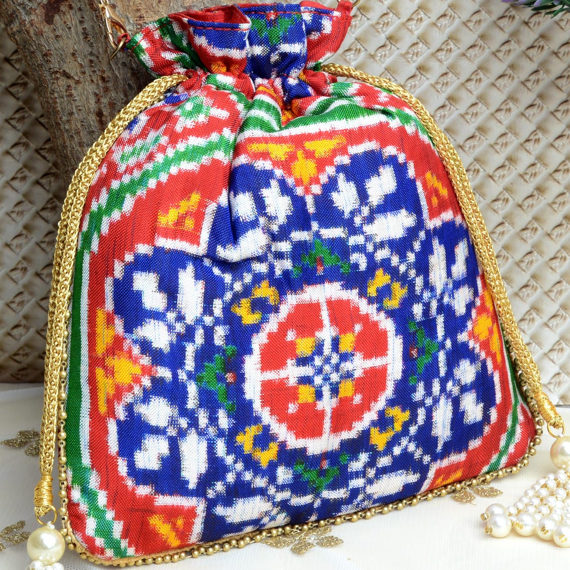 Double Ikat Patola Batwa