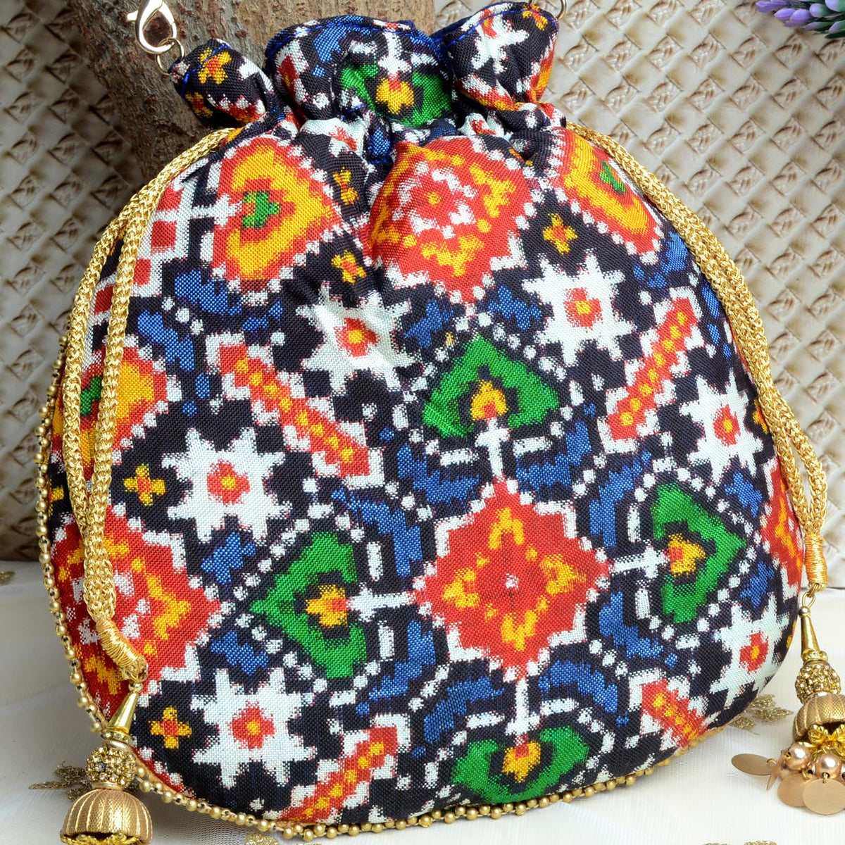 Double Ikat Patola Batwa