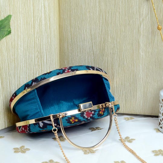 Single Ikat Patola Clutch