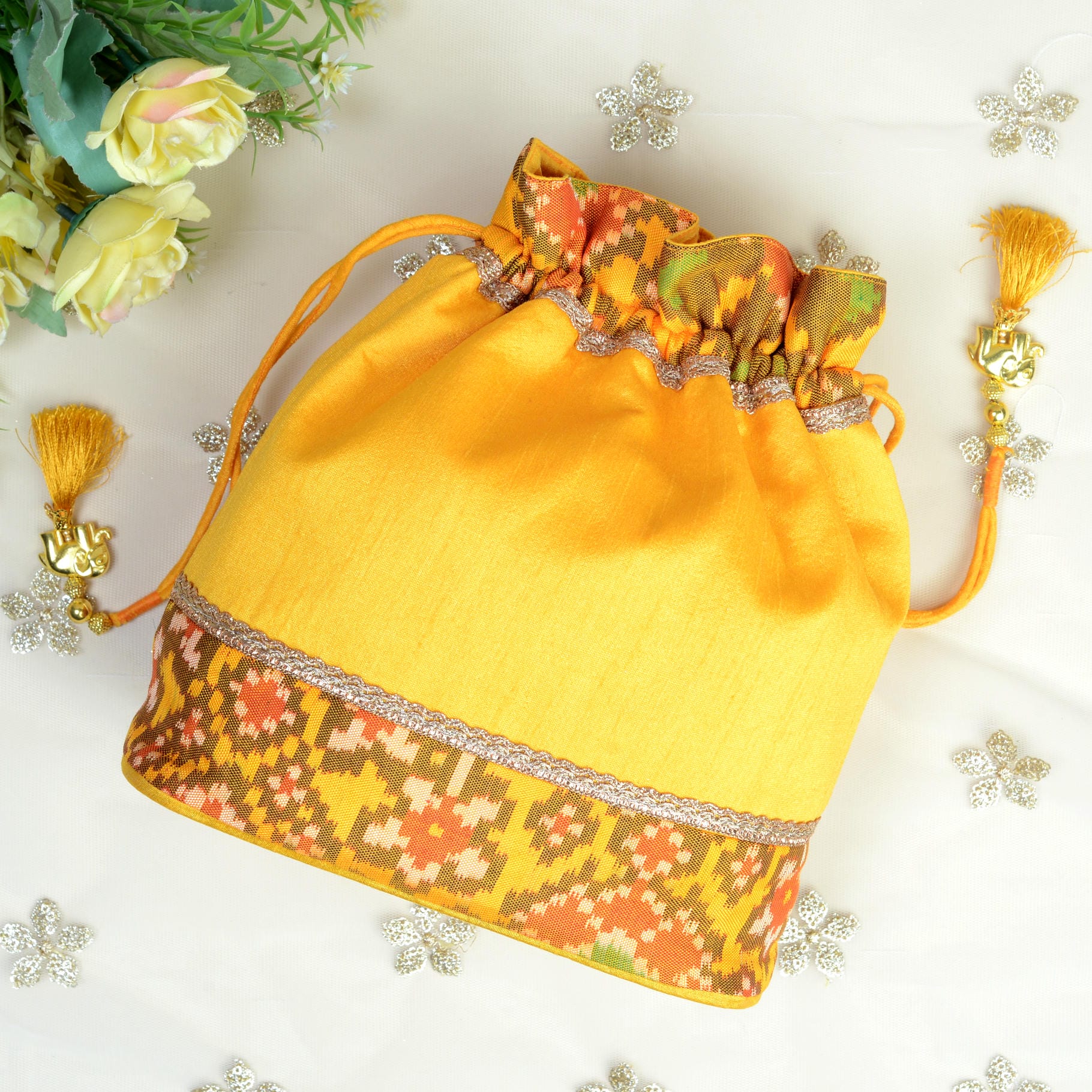 Single Ikat Patola Batwa