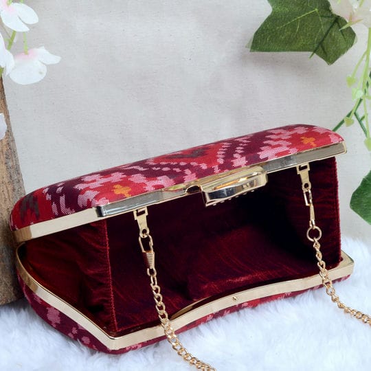 Single Ikat Patola Clutch