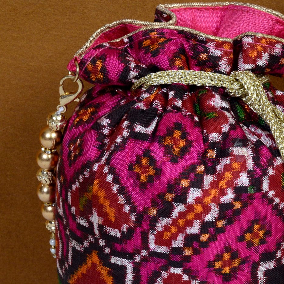 Double Ikat Patola Batwa