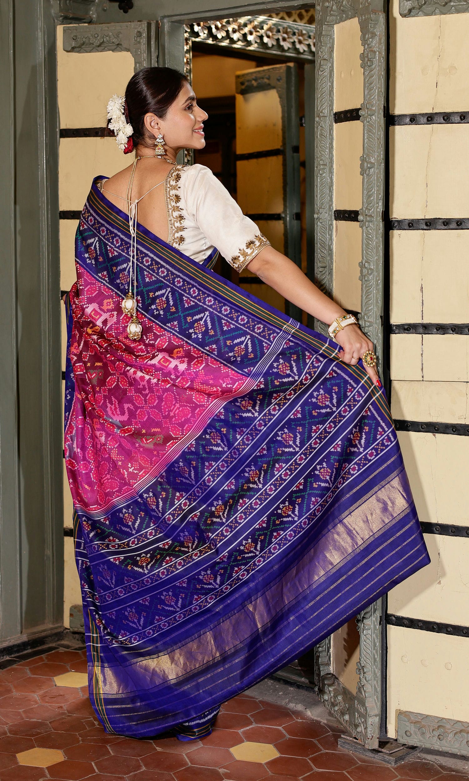 Single Ikat Patola Saree