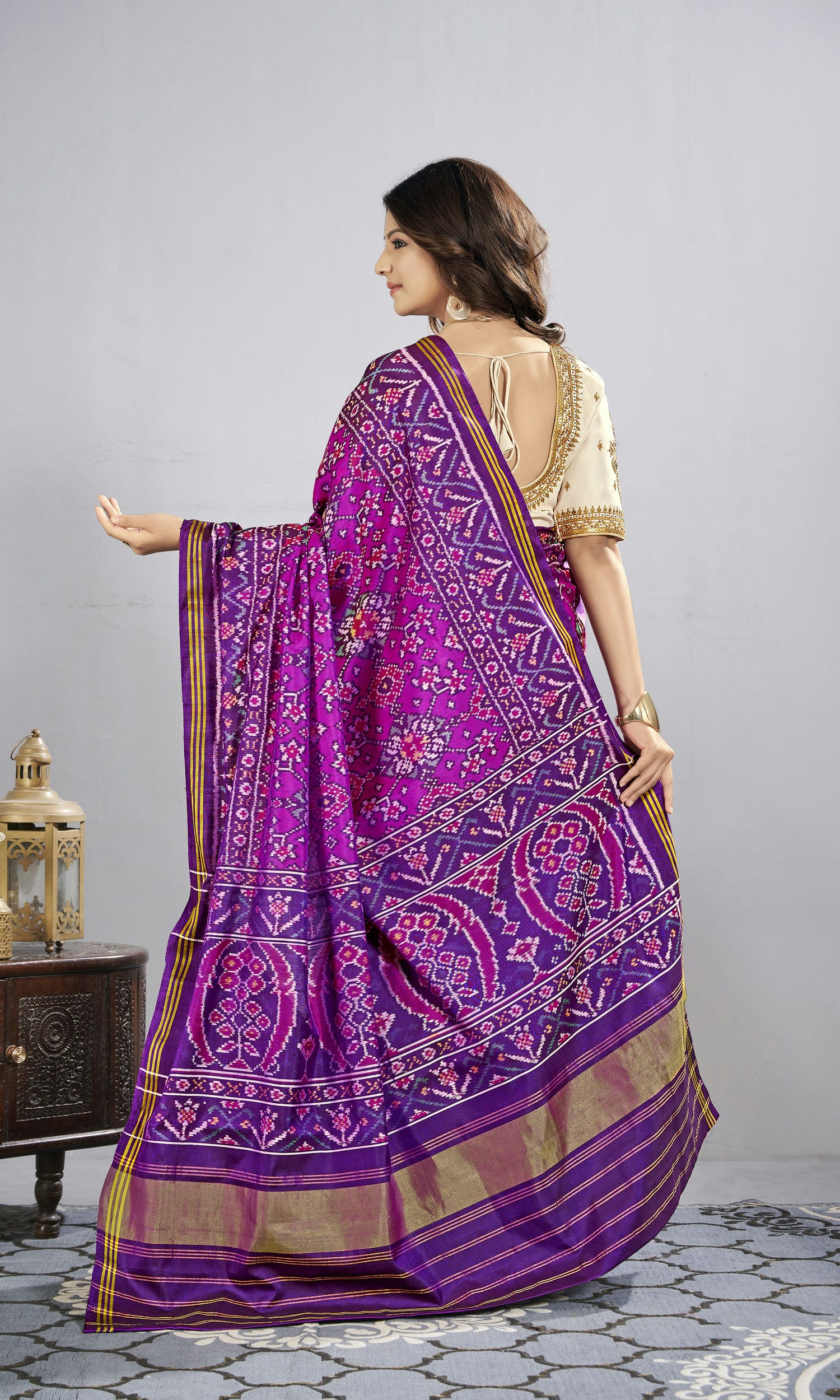 Single Ikat Patola Saree