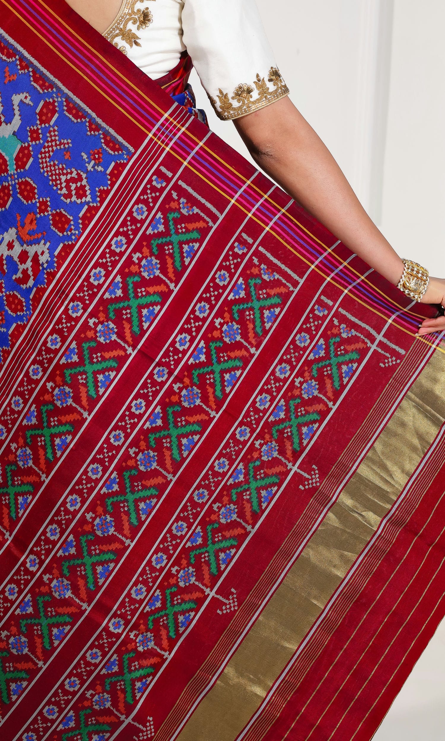 Single Ikat Patola Saree
