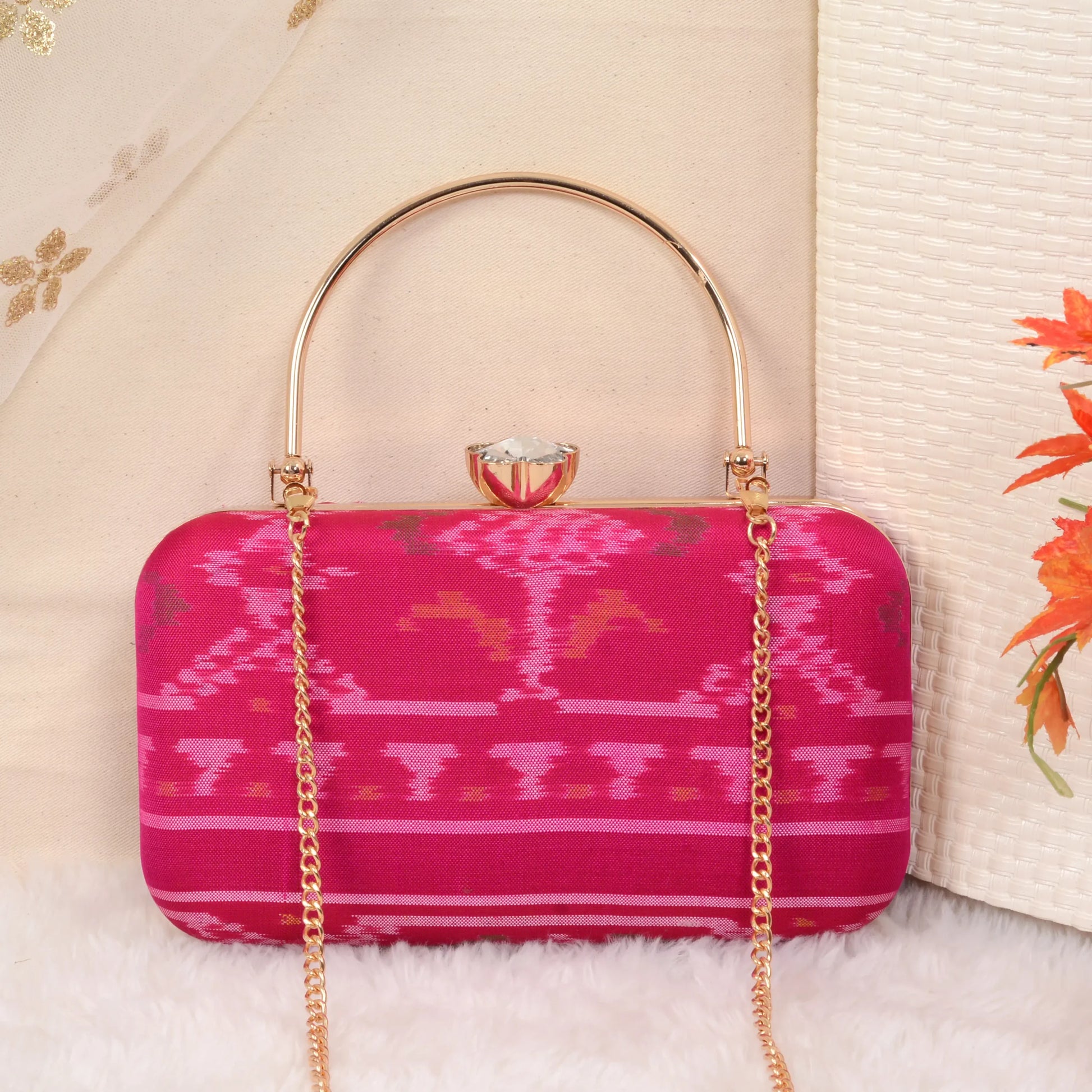 Single Ikat Patola Clutch